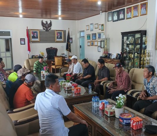 Bupati Mukomuko Gelar Hearing Terkait Sengketa Lahan Rawa Mulya dan Bandaratu