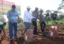Kapolda Bengkulu Resmikan Program Penanaman Jagung di Lahan Tidur di Kelurahan Lingkar Barat