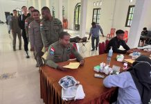 Meriahkan HUT Bhayangkara ke-80, Personel Damai Cartenz Partisipasi Dalam Giat Donor Darah di Polres Nabire