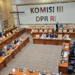 DPR dan Pemerintah Sepakati Batas Usia Pensiun Anggota Polri Menjadi 59 dan 60 Tahun