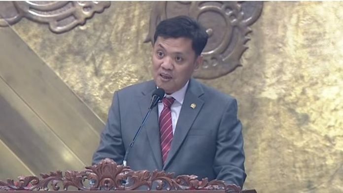 ketua-komisi-iii-dpr-habiburokhman-dalam-rapat-paripurna-dpr-selasa-962026-dok-youtube-tv-parlemen-1780978299796_169