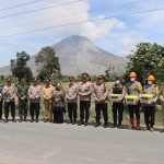 Gunung Sinabung Siaga, Polri Kerahkan 176 Personel untuk Lindungi Warga