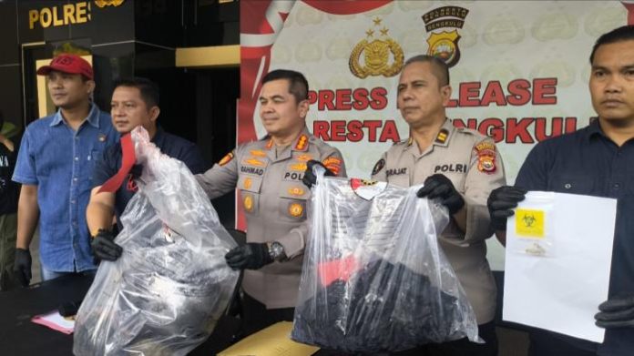 Pers-rilis-Melvi-1792026