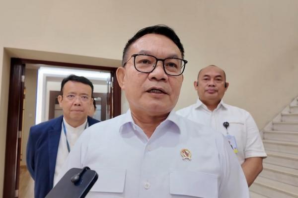 kepala_staf_kepresidenan_dudung_abdurachman